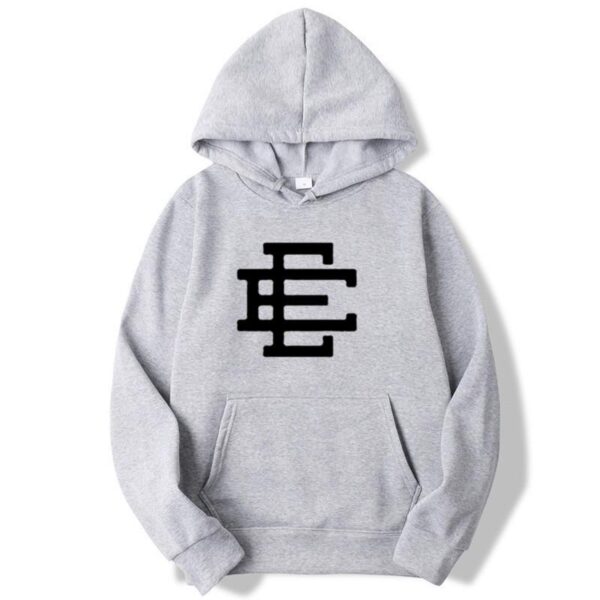 The Fashion Hoodie: A Modern Essential for Every Wardrobe